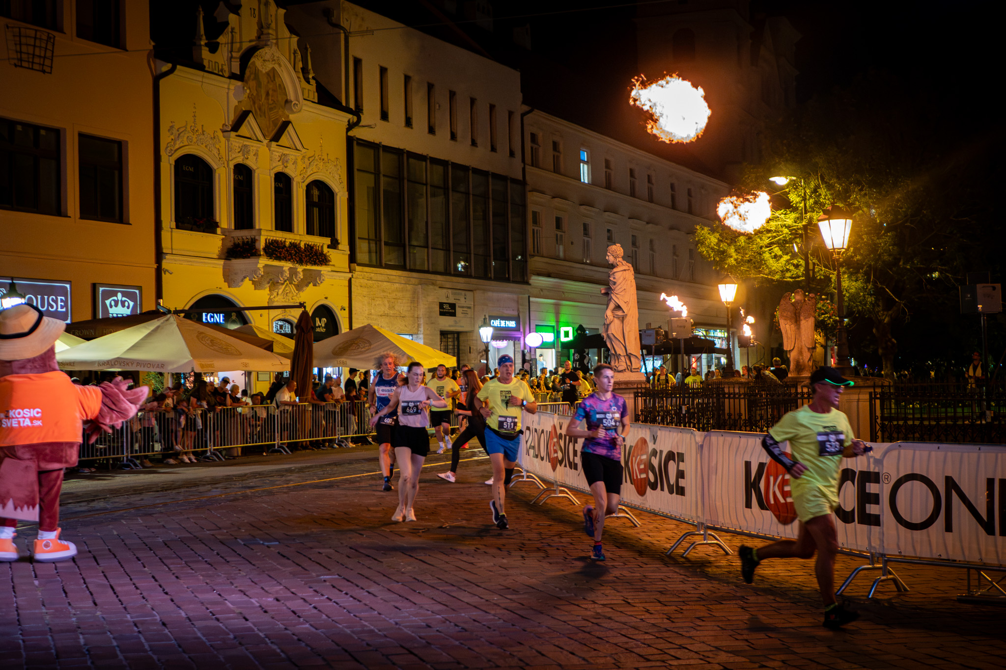 NIGHT RUN-21